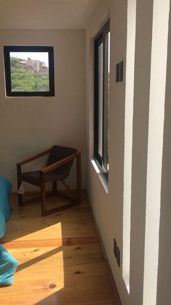 Casa Almendro - Near Union Garden Hotel 4*